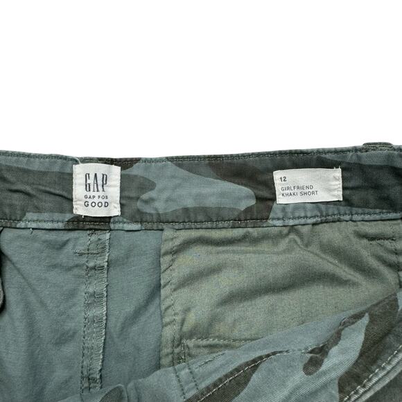 GAP Green Camo Girlfriend Khaki Shorts Size 14 Womens Cotton Stretch Bermuda - Picture 3 of 7